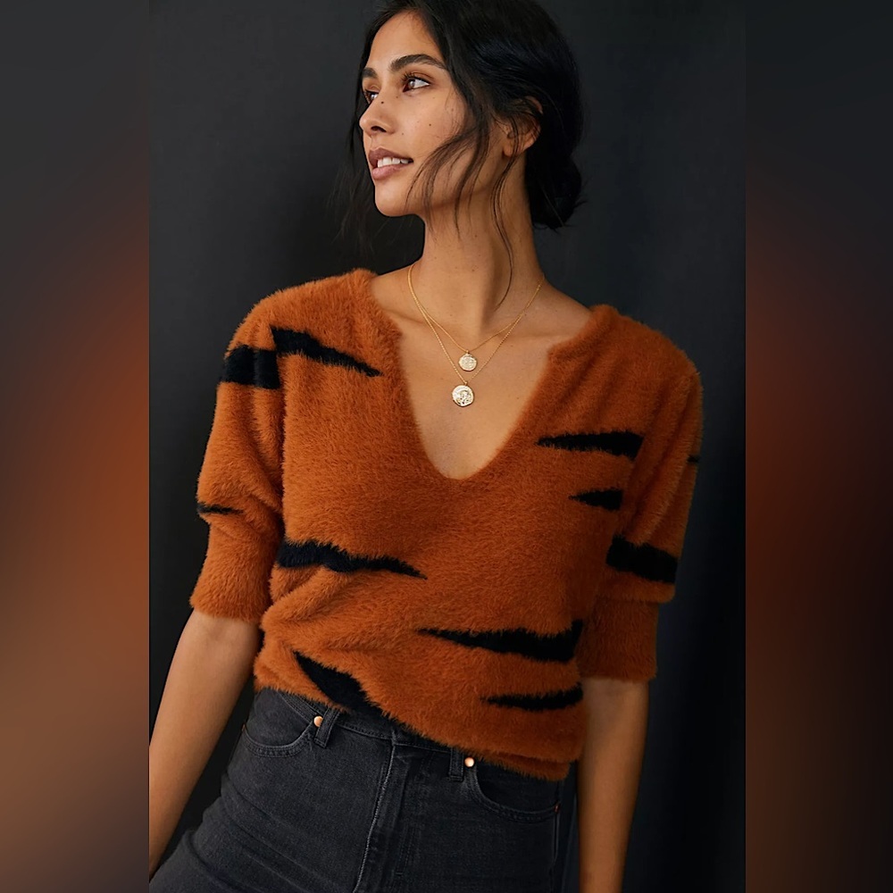🐅Anthropologie MICHAEL STARS CROPPED EYELASH SWEATER NWT